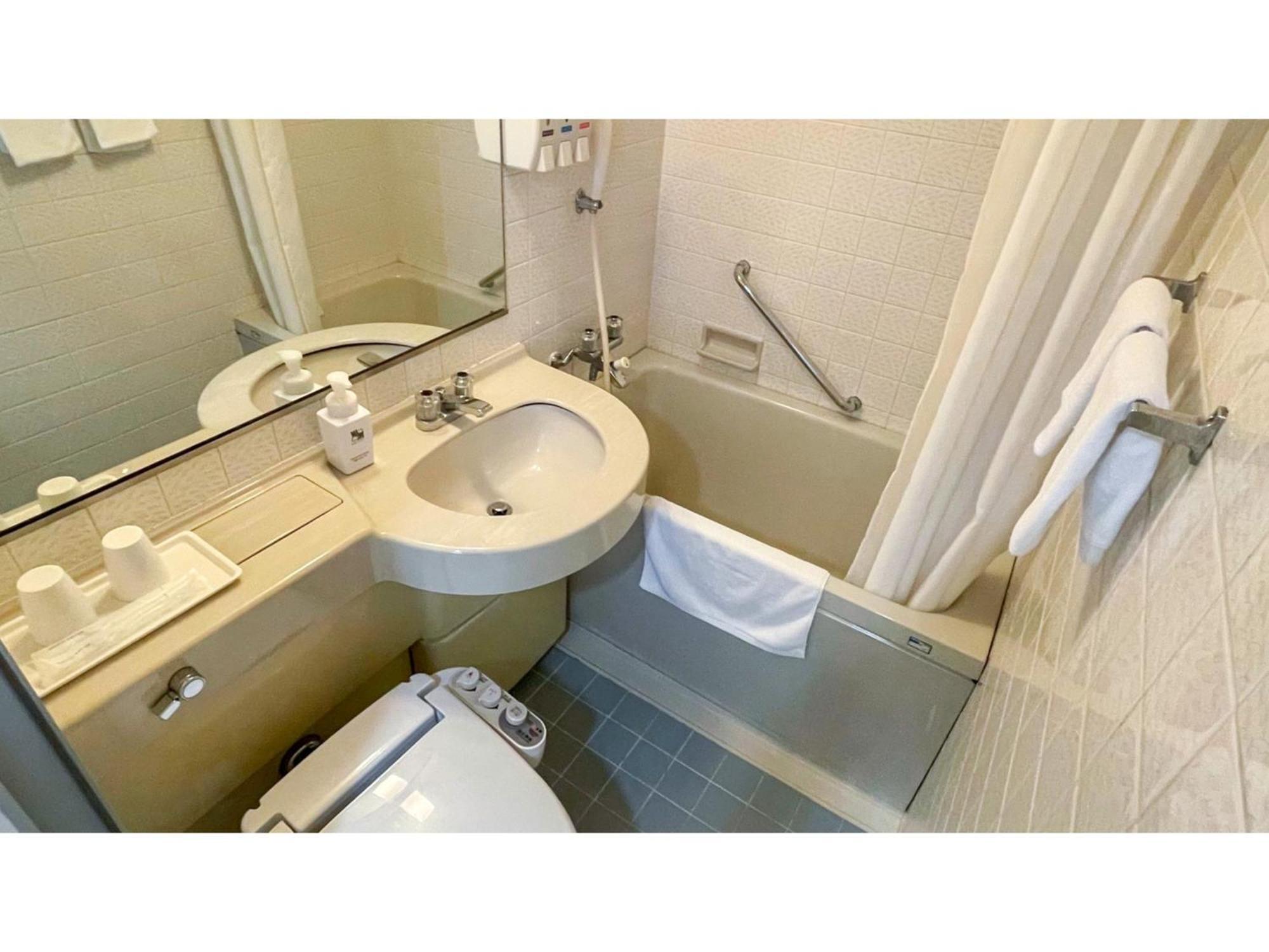 Takatsuki W&M Hotel - Vacation Stay 48546V Ngoại thất bức ảnh